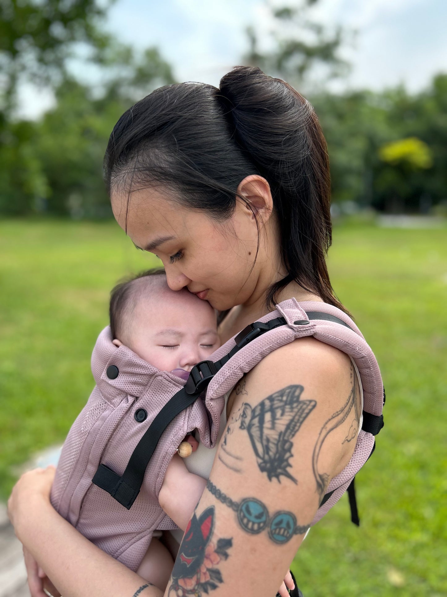 Bloom ‘with Me’ Baby Carrier